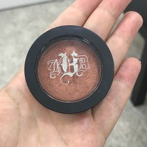 Metal Crush Eyeshadow - DOCE by Kat Von D